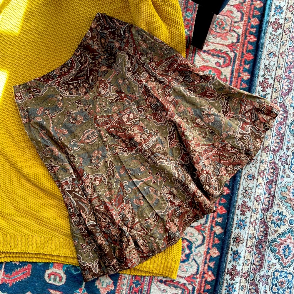 EUC vintage olive green bohemian flare autumn color Chaps skirt, size 6